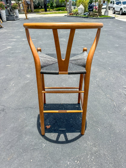Wishbone Island Counter Stool